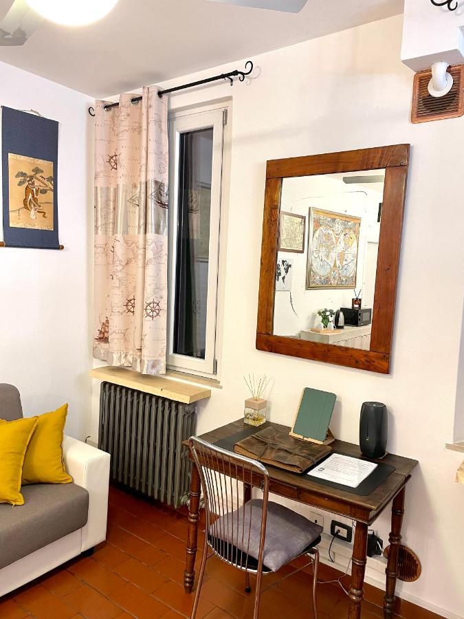 City Centre Life Apartment Верона Экстерьер фото