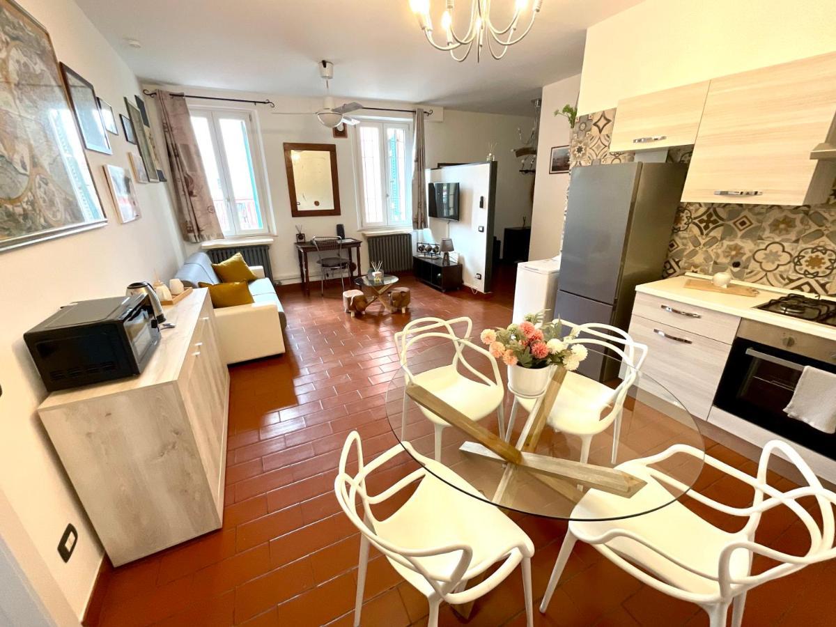 City Centre Life Apartment Верона Экстерьер фото